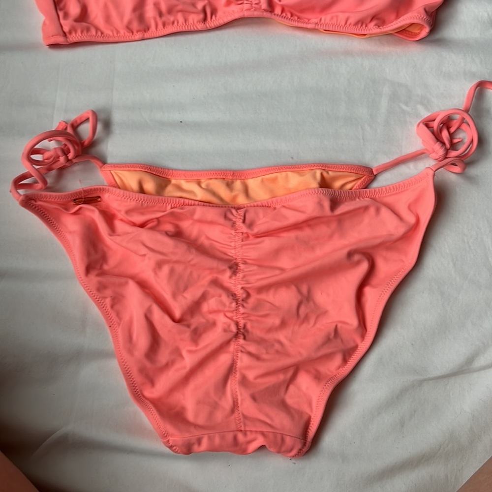 VS String Bikini Set - Picture 3 of 6